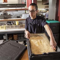 (6 Stück) CAMBRO | H-PAN™ -  Hitzebeständige GN-Flachdeckel 1/1 - mit Griff - Bernstein