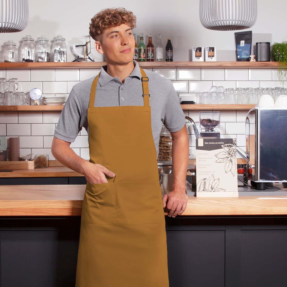 KARLOWSKY | Latzschürze mit Tasche Basic - Senf