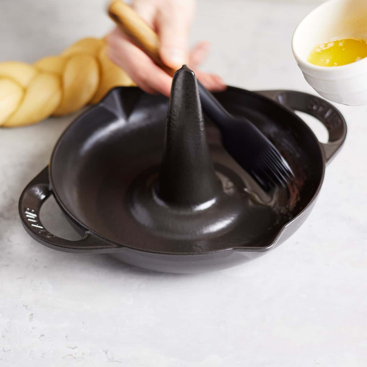 STAUB | SPECIALITIES - Hähnchenbräter - Ø 240mm - Gusseisen