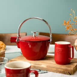 STAUB | SPECIALITIES - Teekanne - 1,1 Liter - Gusseisen - Kirsch-Rot