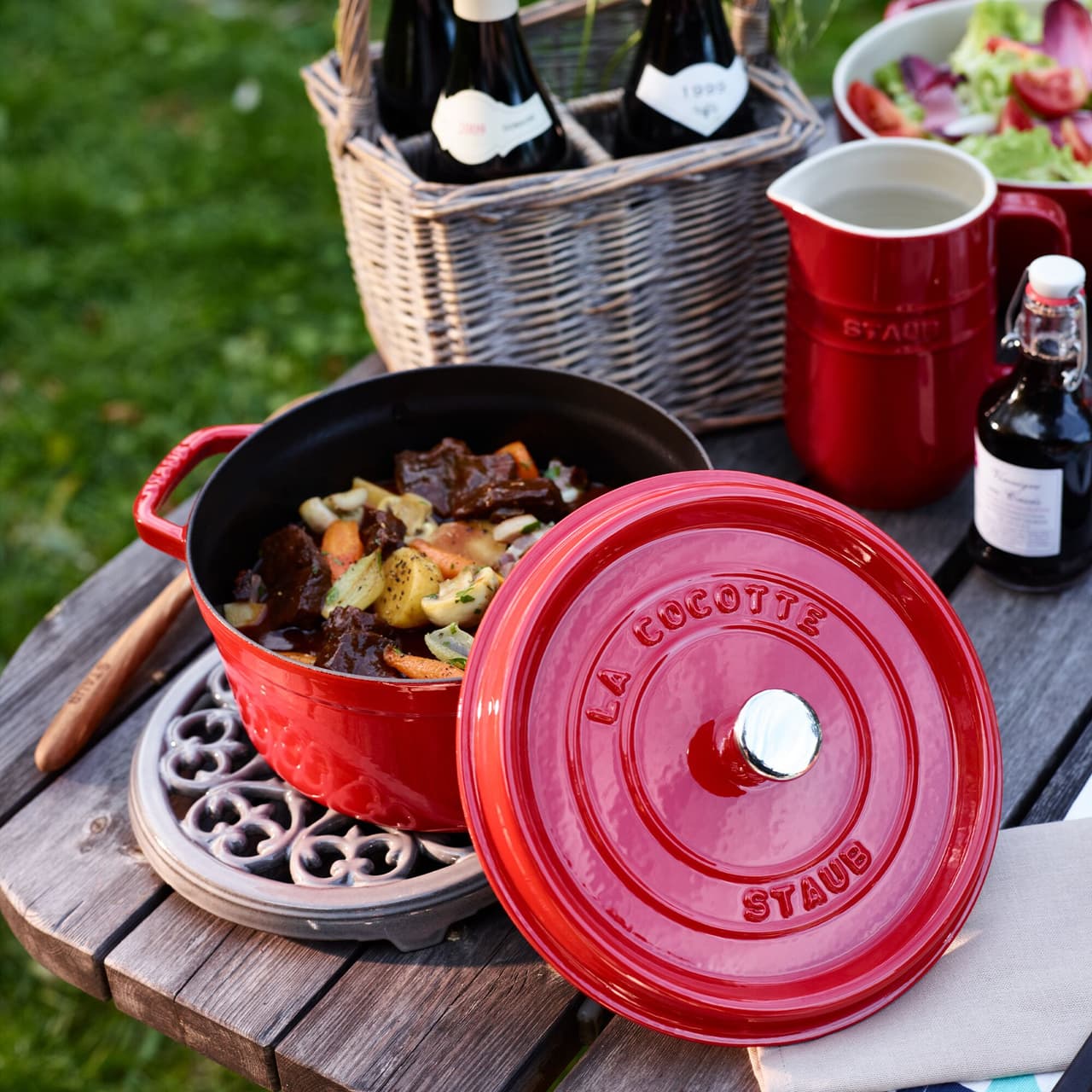 STAUB | SERVING - Podložka pod hrnce Lilie - 230 mm - litina - grafitově šedá