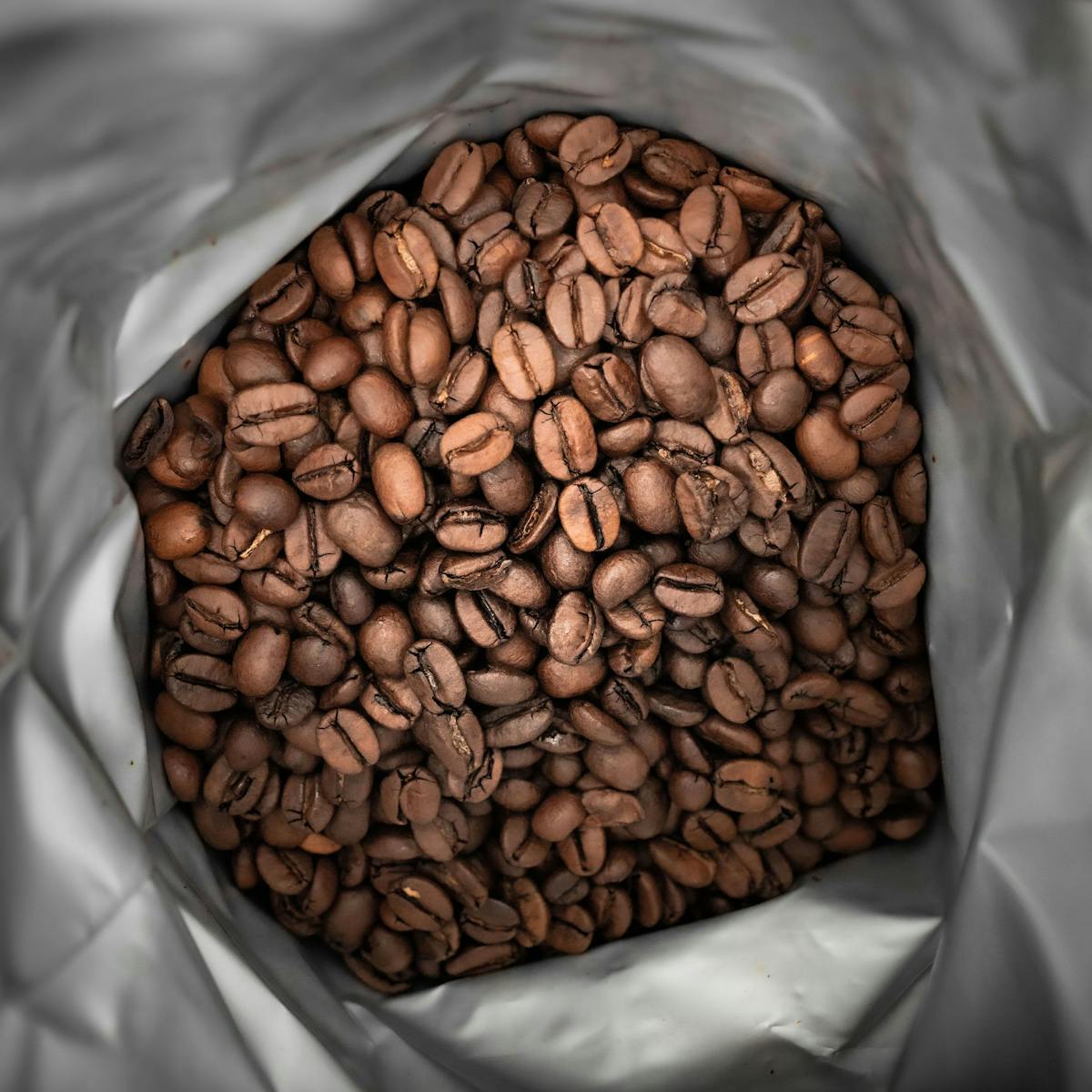 BELLADO | Zrnková káva "Pepper Coast" - 6x 1kg - 80% Arabica a 20% Robusta