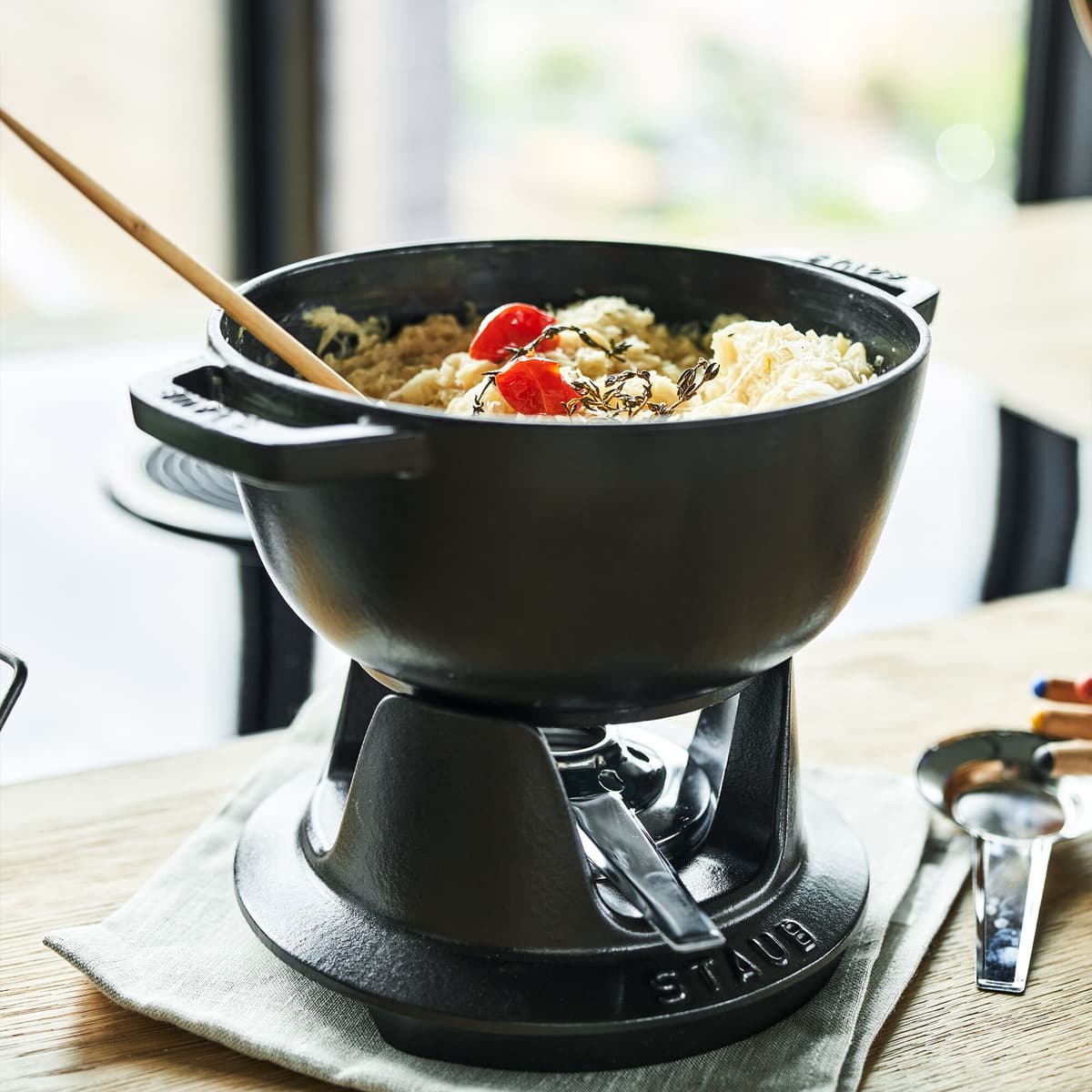 STAUB | SPECIALITIES - Sada na fondue - Ø 200 mm - litina - černá