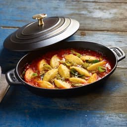 STAUB | SPECIALITY - Oválná mísa do trouby s krytem - 230 mm - litina - černá