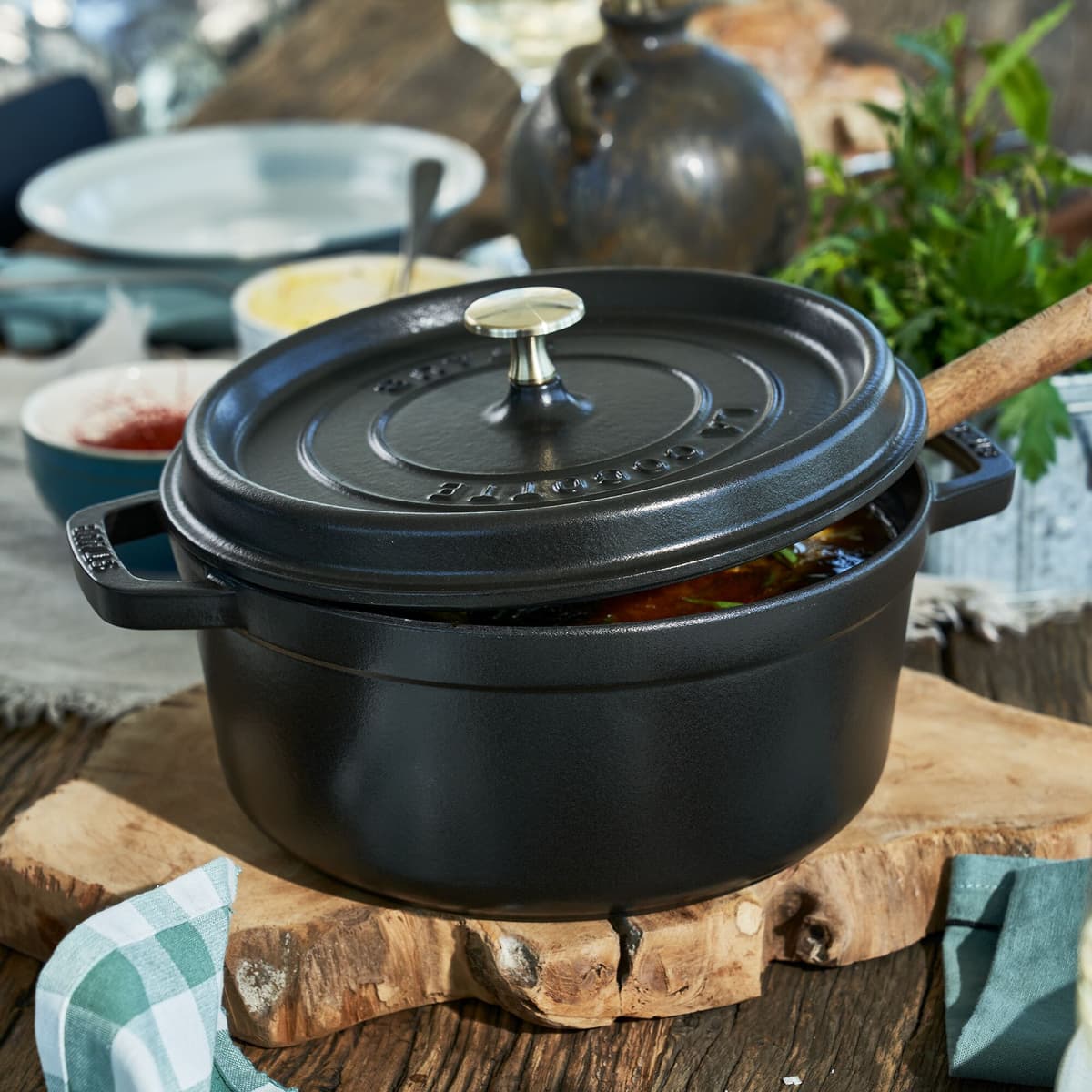 STAUB | LA COCOTTE - kokotka - Ø 300 mm - litina - černá