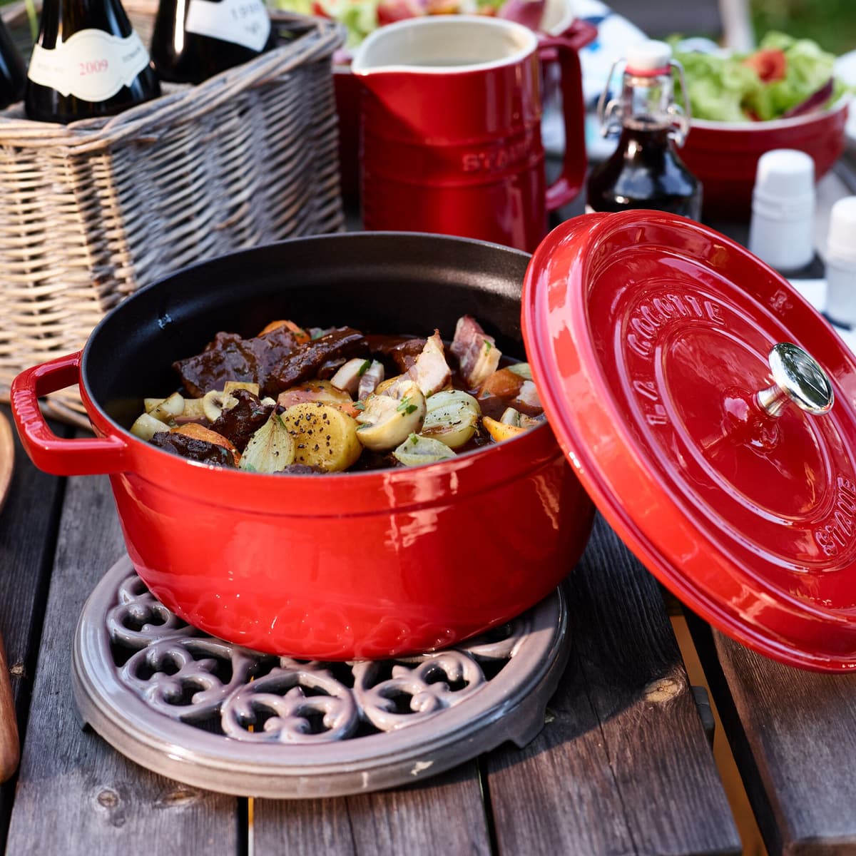 STAUB | LA COCOTTE - kokotka - Ø 220 mm - litina - třešňově červená