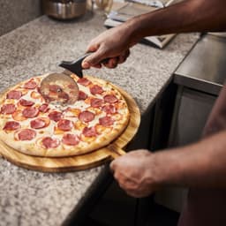 Chladicí pizza stůl PREMIUM - 2,0 x 0,8 m - se 3 dveřmi