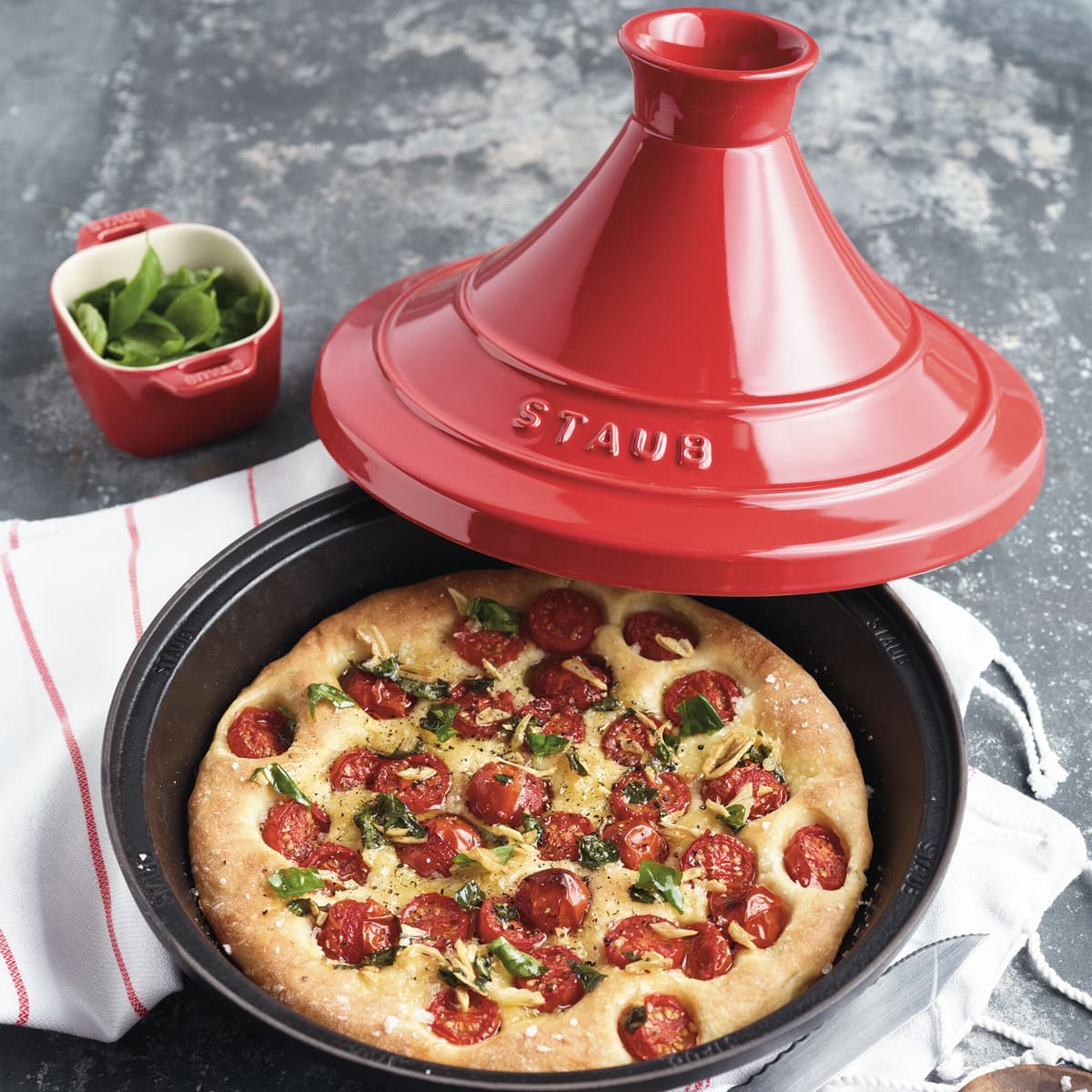 STAUB | SPECIALITY - Tajine - Ø 280 mm - litina - třešňově červená