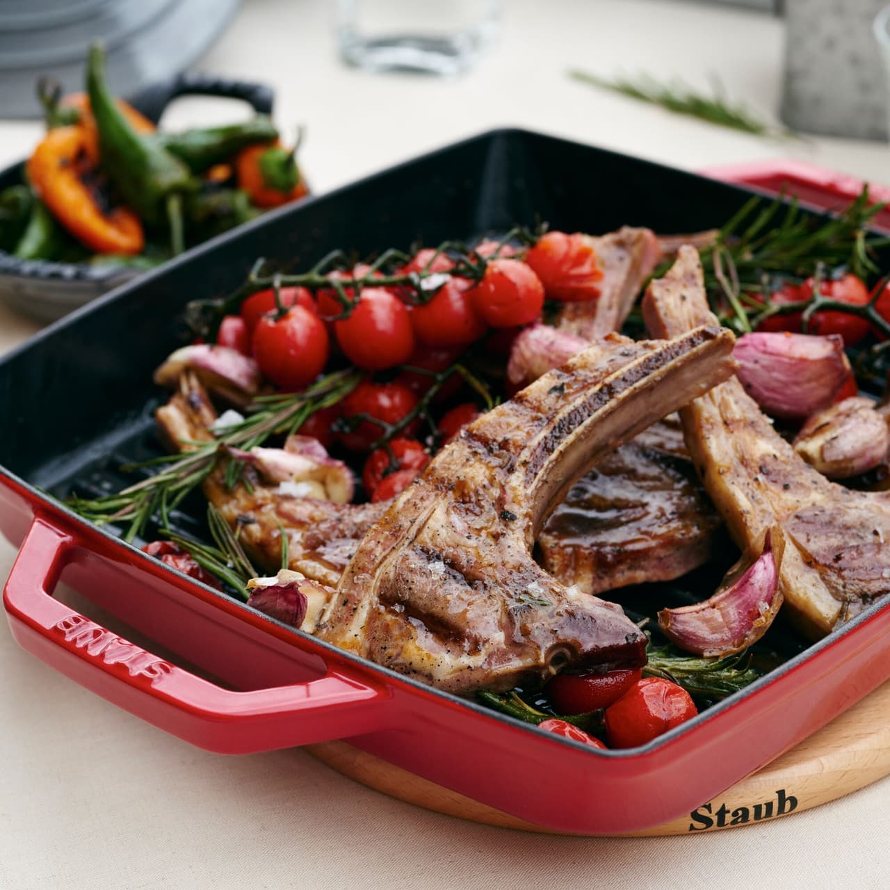 STAUB | GRILL PANS - Grilovací pánev - 280x280mm - litina - třešňově červená