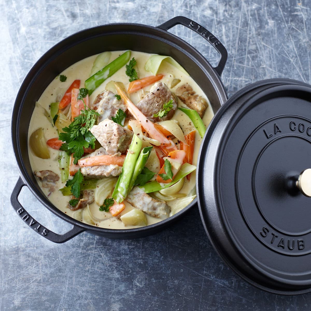 STAUB | LA COCOTTE - kokotka - Ø 280 mm - litina - černá