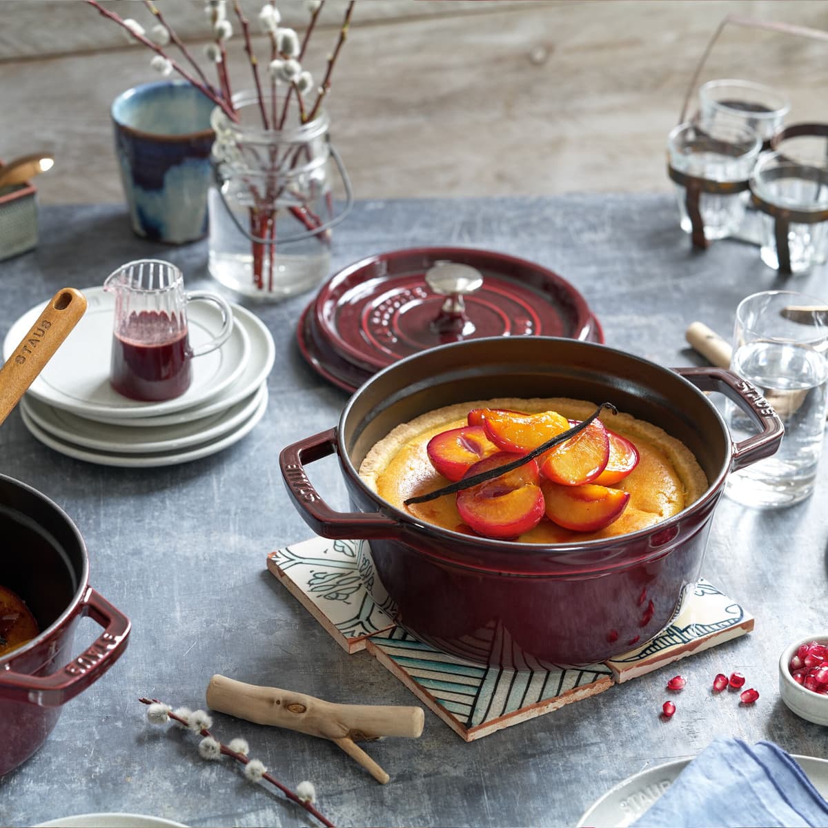 STAUB | LA COCOTTE - kokotka - Ø 220 mm - litina - grenadinově červená