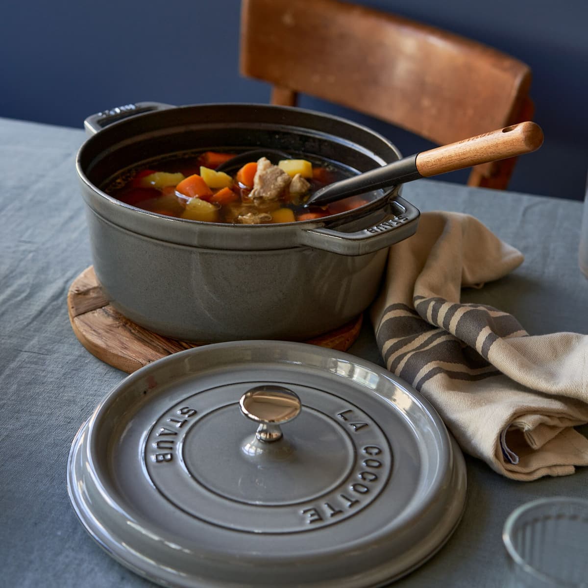 STAUB | LA COCOTTE - kokotka - Ø 340 mm - litina - grafitově šedá