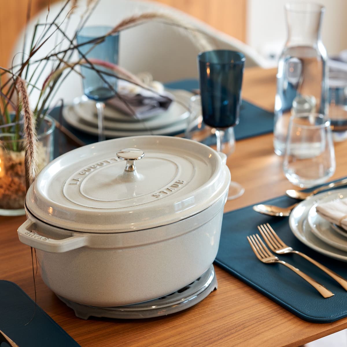 STAUB | LA COCOTTE - kokotka - oválná - 290 mm - litina - bílý lanýž