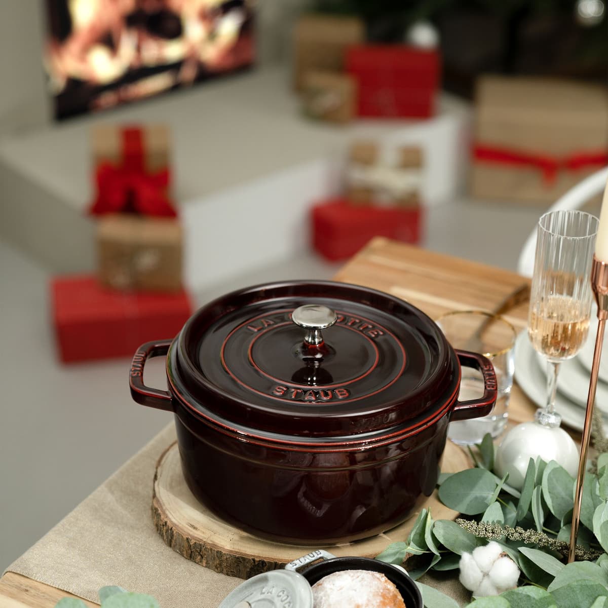 STAUB | LA COCOTTE - kokotka - Ø 260 mm - litina - grenadinově červená