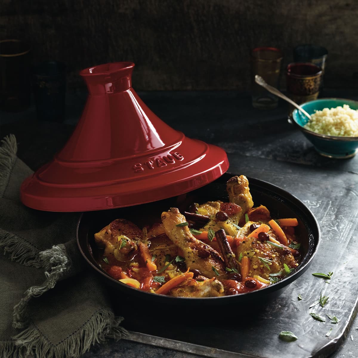 STAUB | SPECIALITY - Tajine - Ø 280 mm - litina - třešňově červená